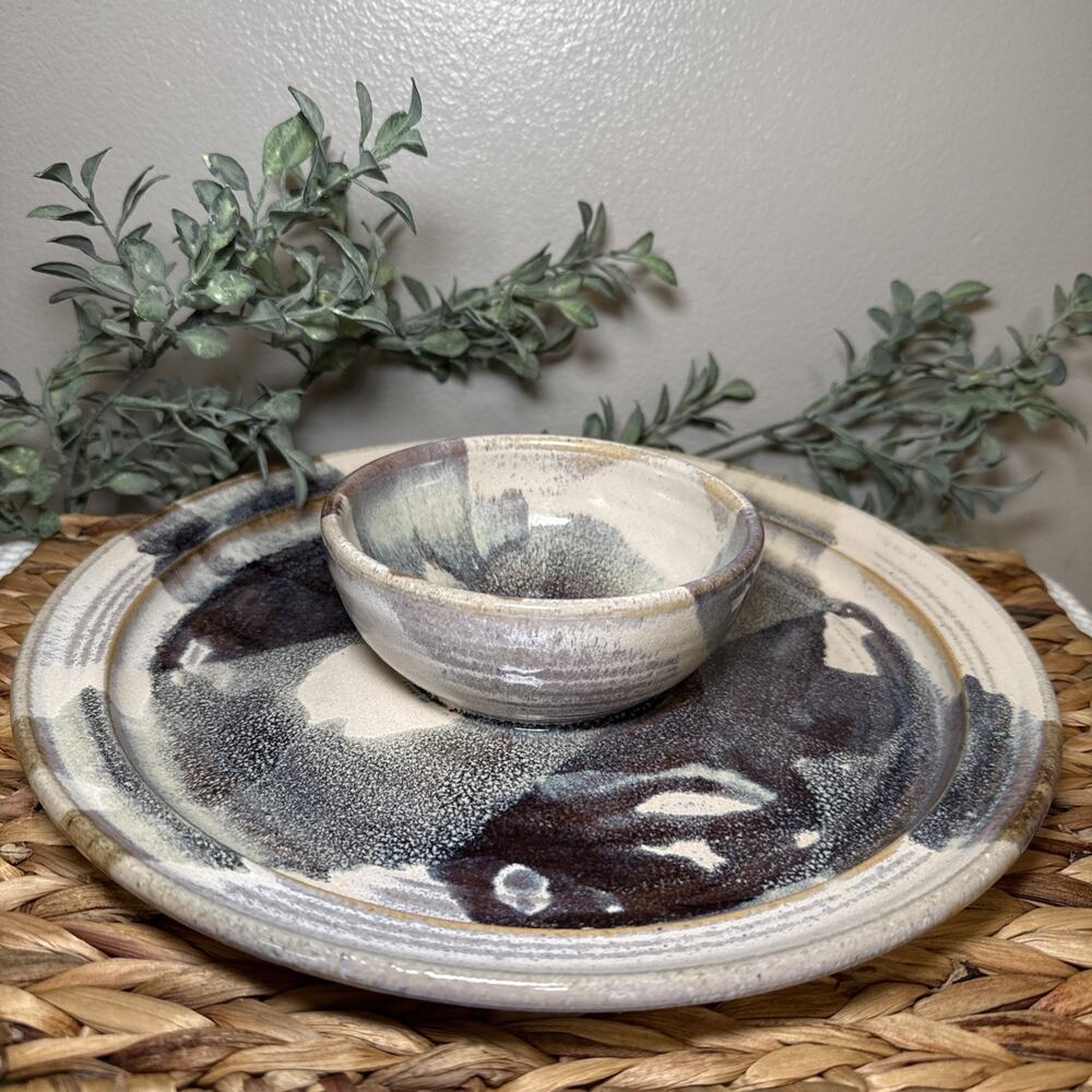 VTG Signed Studio Art Pottery Chip, Dip Bowl Stoneware Platter Crystalline 12.5”